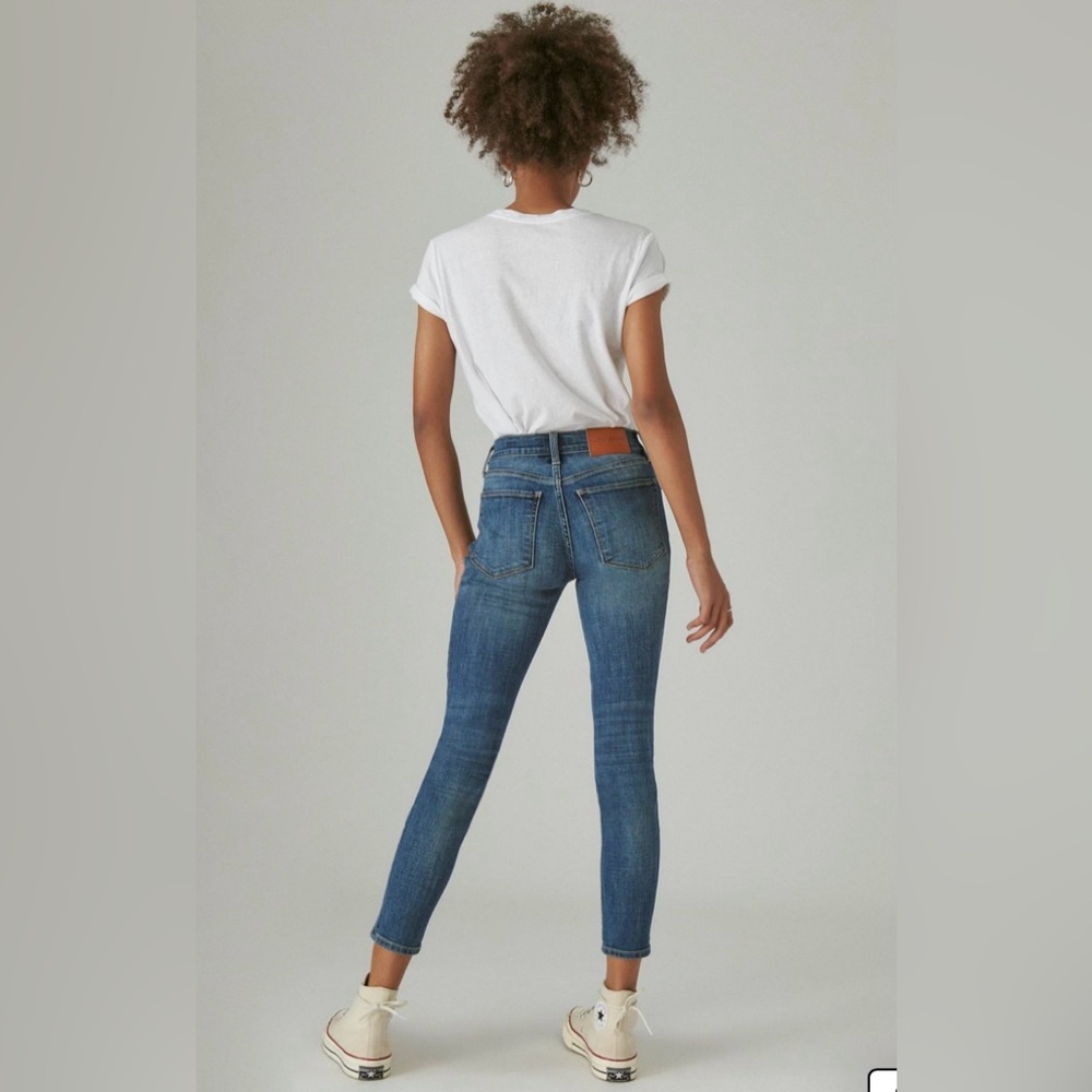 Lucky Brand Bridgette Button Fly Crop Skinny Jeans, Sz 2/26 - Picture 2 of 16
